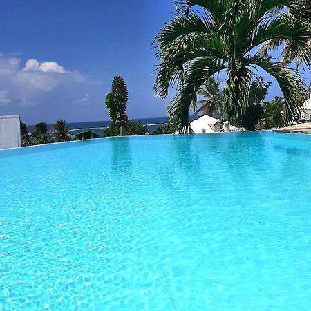Villa Les Nereides Le Moule Bagian luar foto